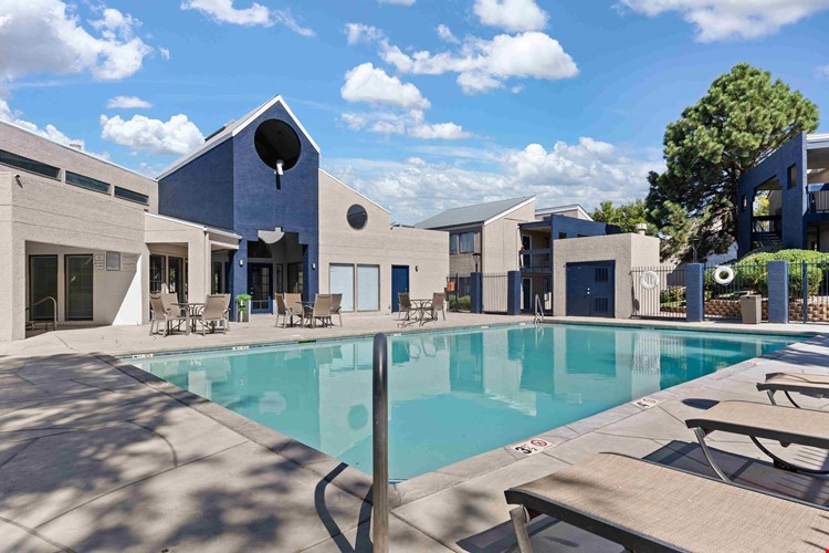 Vista Del Sol Apartments Image 1