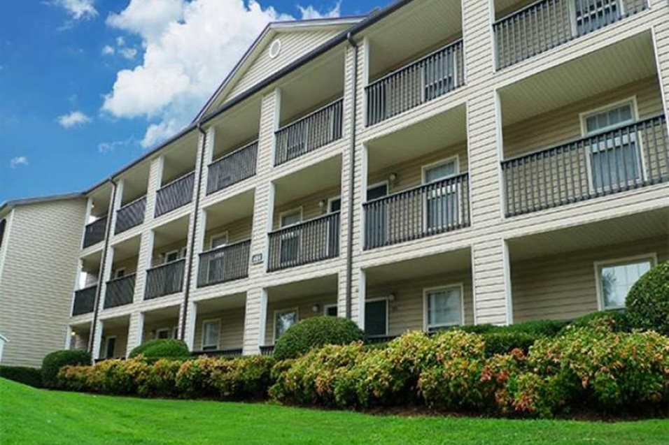 The Grove Apartments Image 1