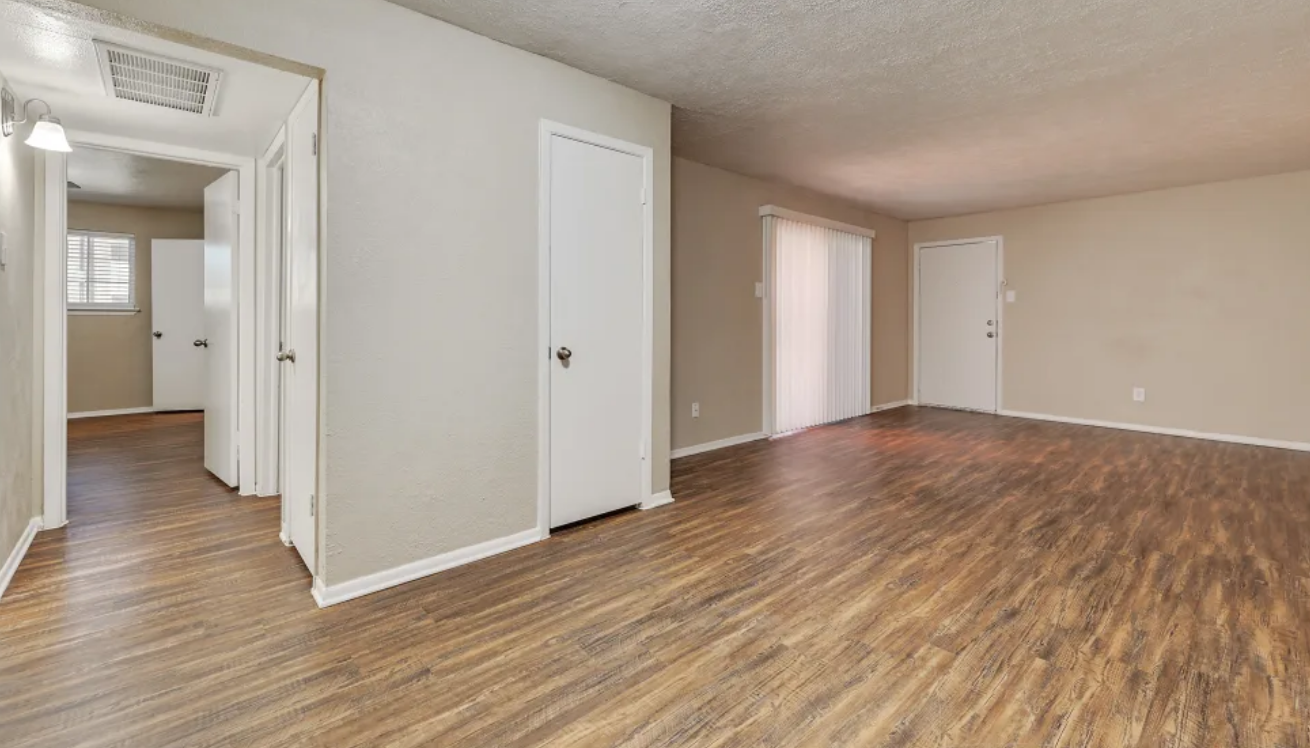 Parkway Villas Image 4