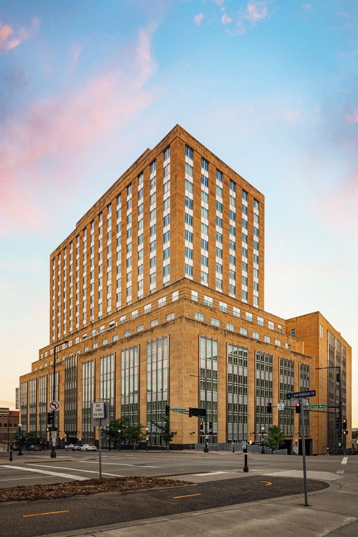 Custom House Image 60
