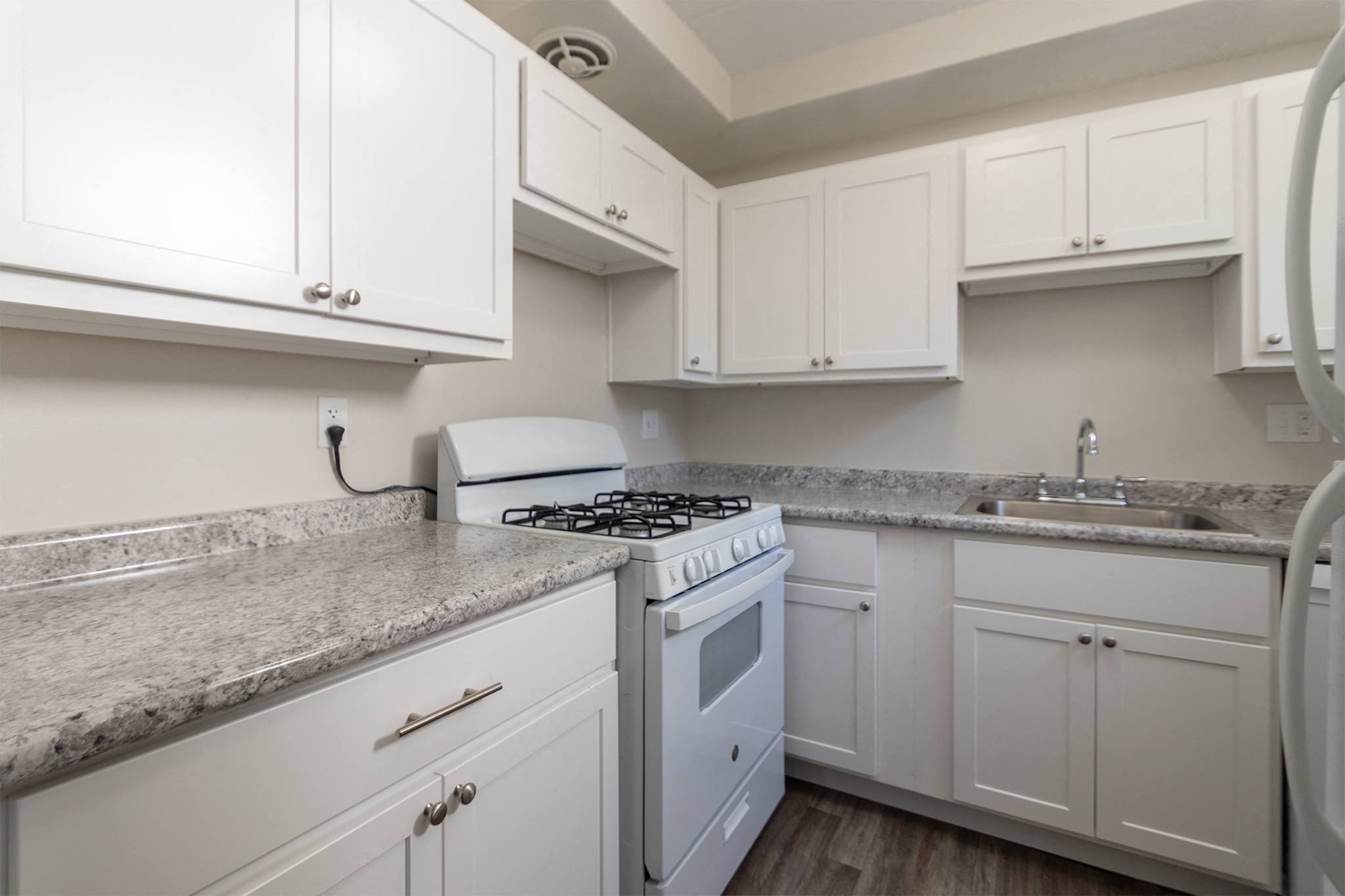 Colonial Ridge Image 1
