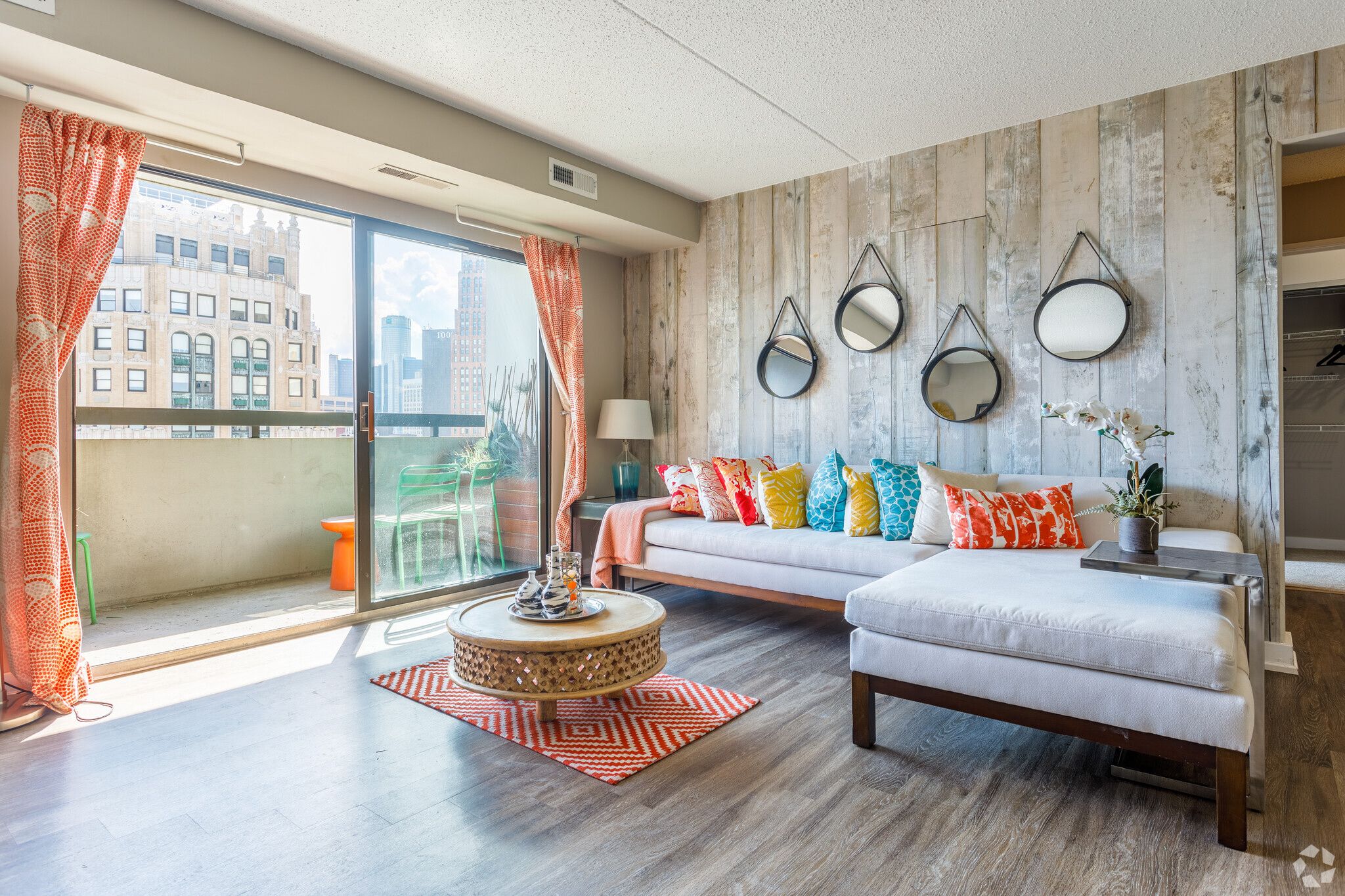 2 BR, 2 BA - C2, 1150 SF