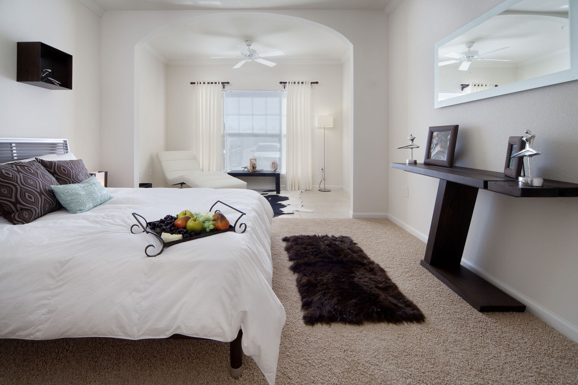 Heritage Estates – Center Square Image 3