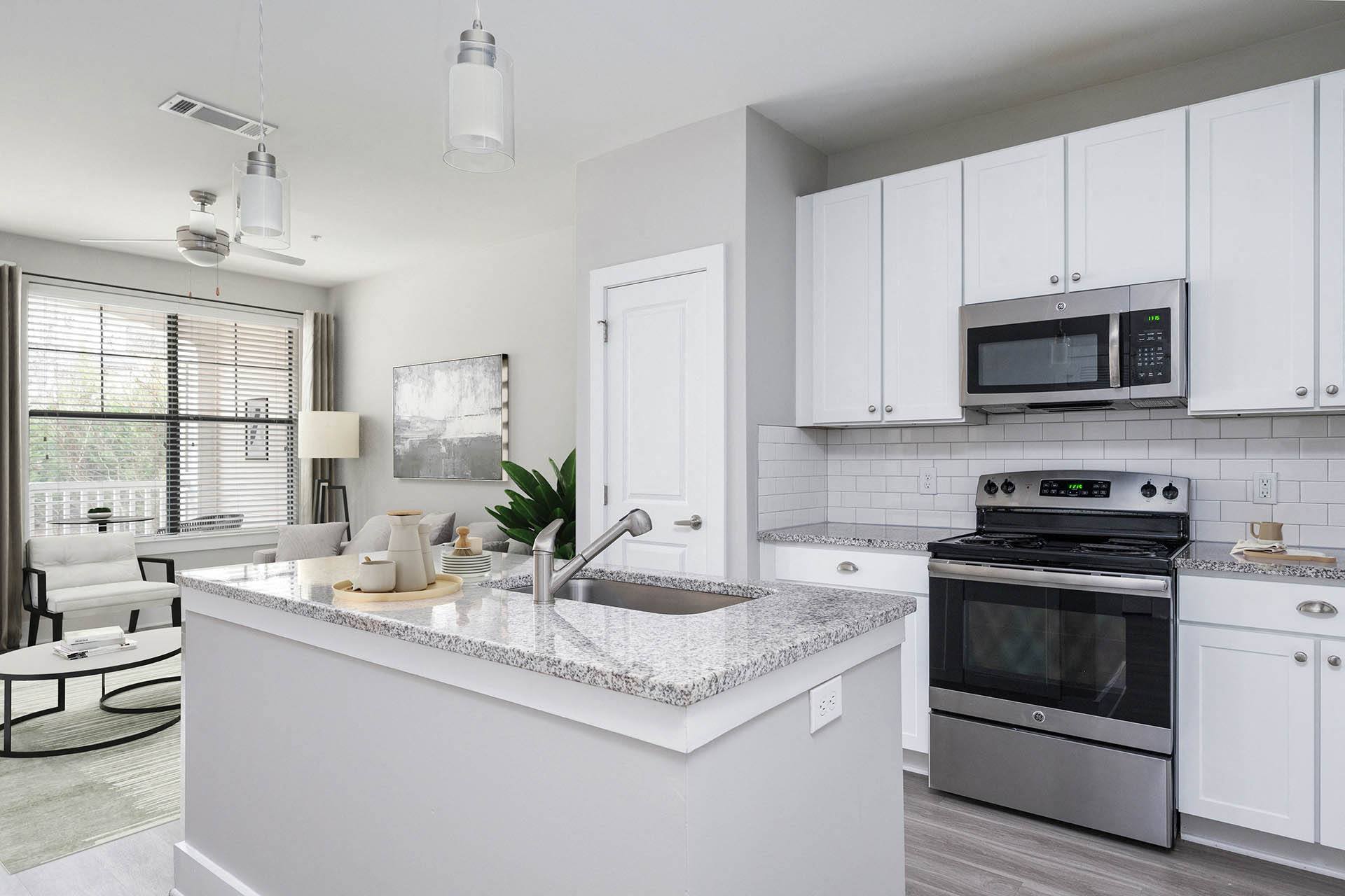 1824 Defoor Apartments Image 1