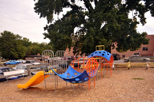 Colonial Village Image 5