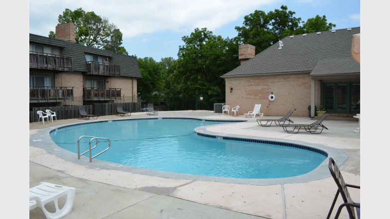 Thousand Oaks Image 1