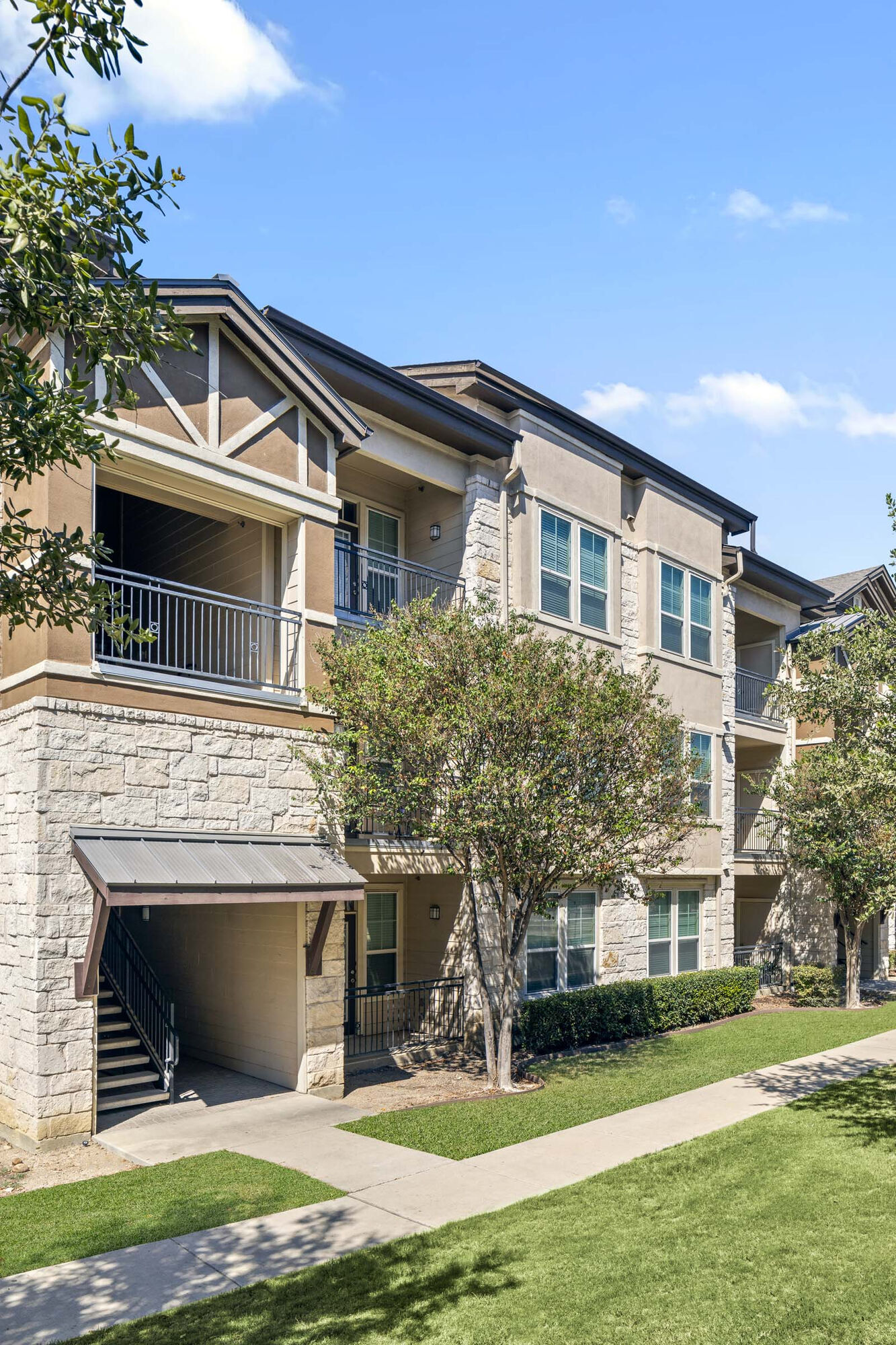 Camden La Frontera Image 18