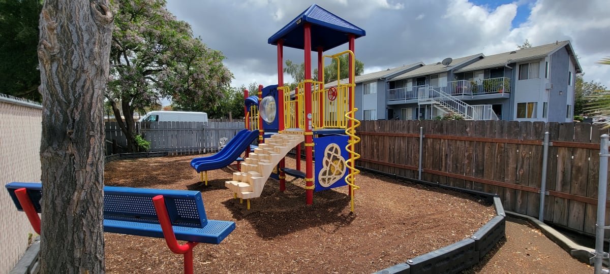 Lakeshore Terrace Image 5