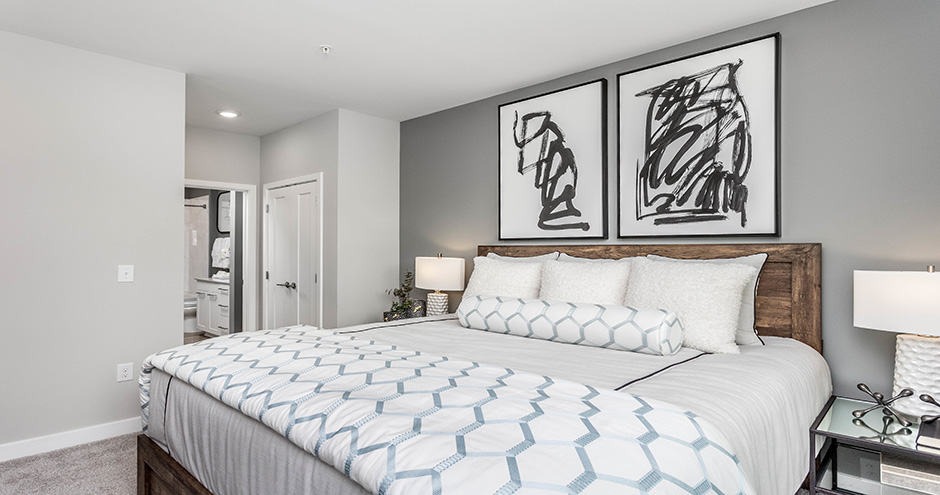 Aviation Crossing  Image 12