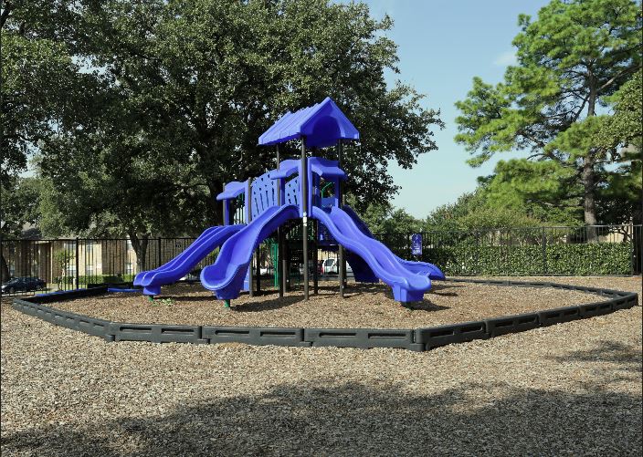 Park Grove Square Image 12