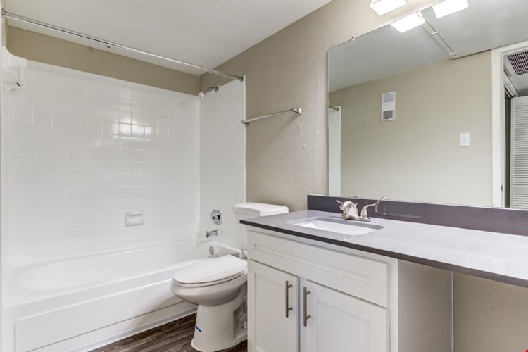 Artisan West Image 13