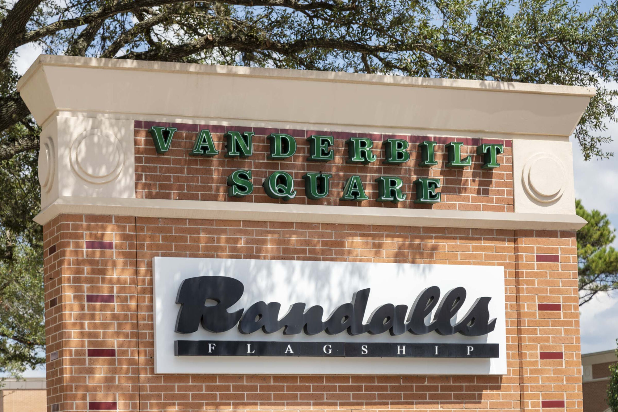 Camden Vanderbilt Image 38