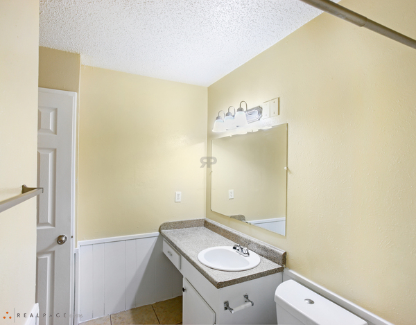 Atrium Gardens Image 5