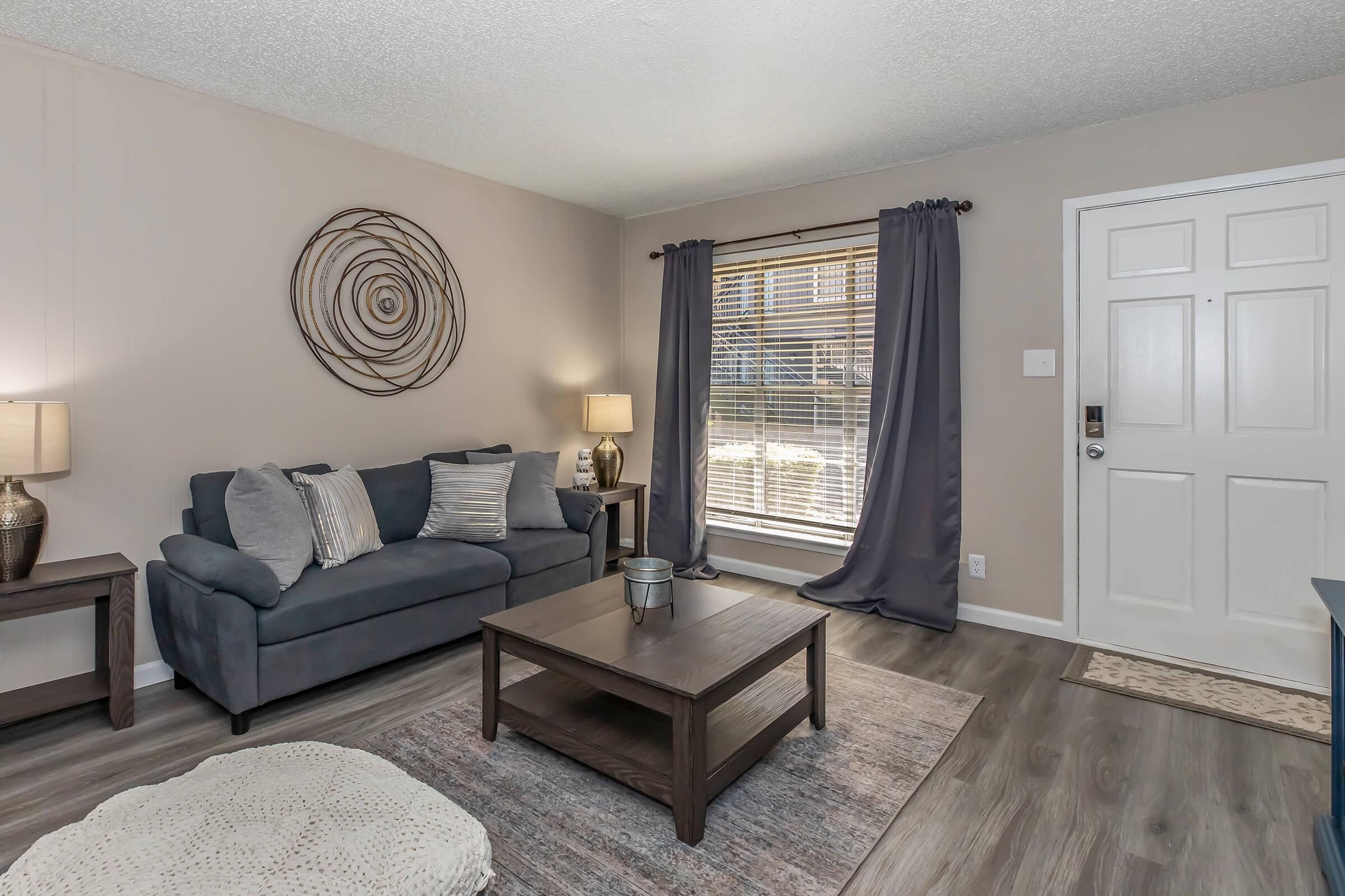 Creekview at 61st Image 11