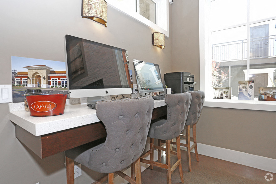 Ramblewood Apartments Image 57