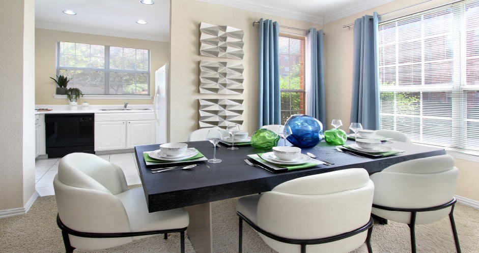 SaddleBrook Apartments Image 9