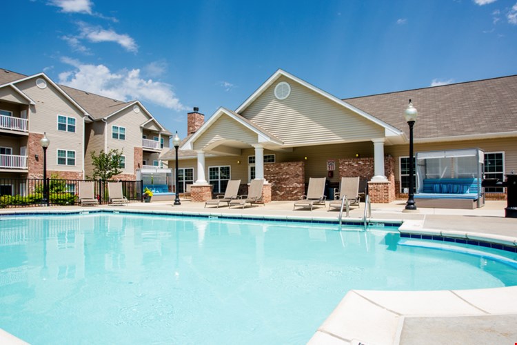 Villas at Crystal Lake Image 11