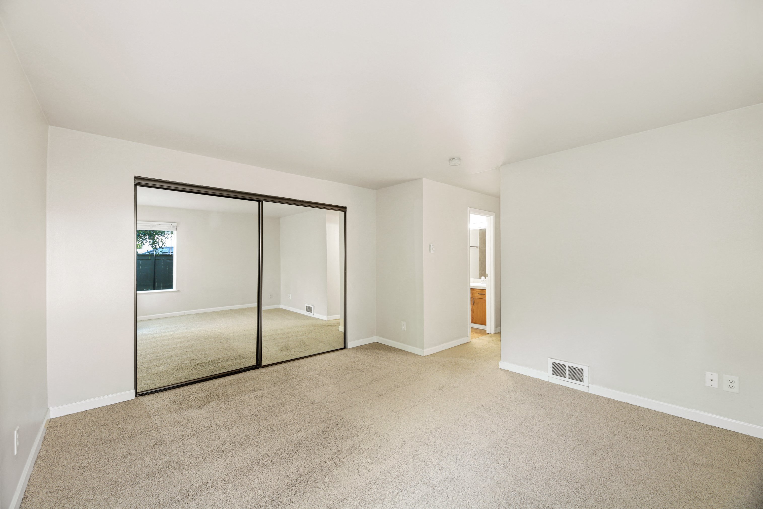 Starboard Apartments Image 41