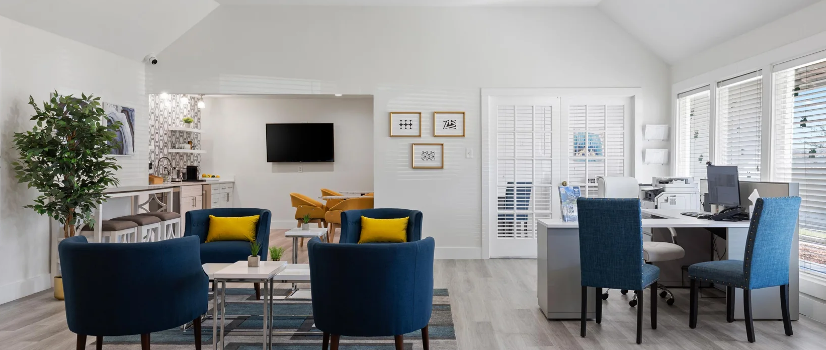 Rolling Hills - Irving Image 3