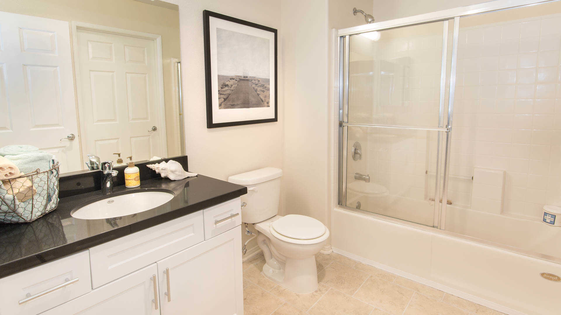 Westside on Bundy Image 11