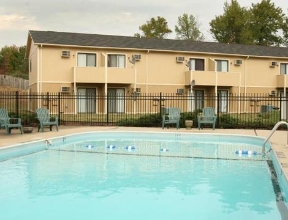 Crestview Huntington Image 2