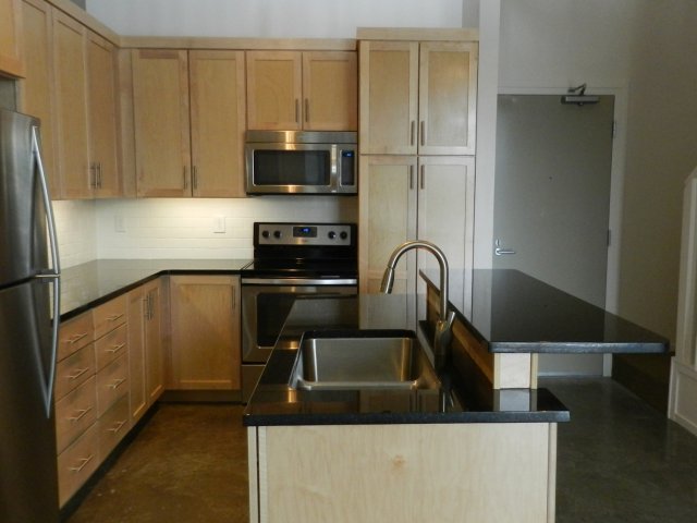 2100 Acklen Flats Image 9