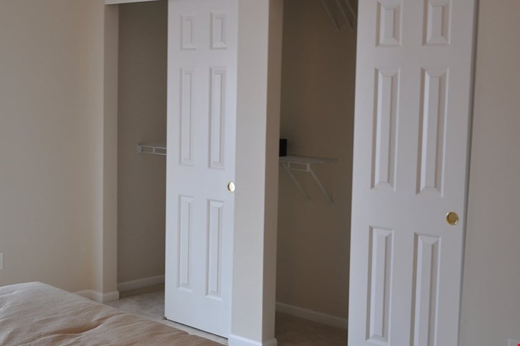 Catalina Club Apartments Image 12