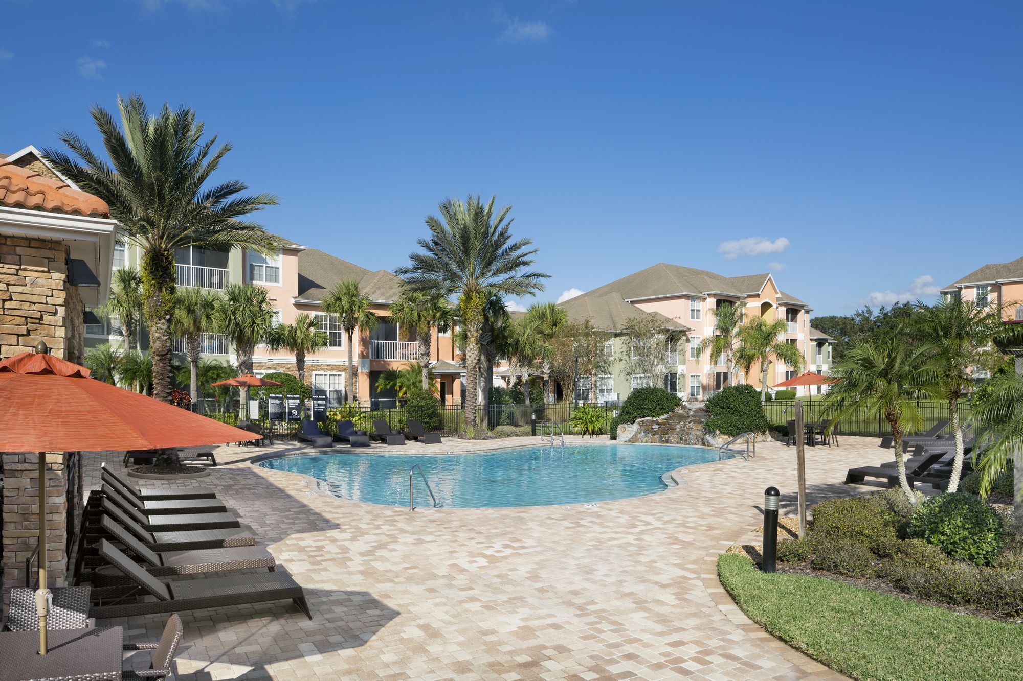 Camden Royal Palms Image 15