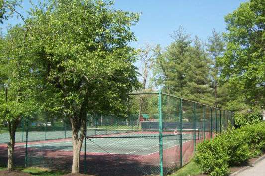 Village of Coldstream Image 27