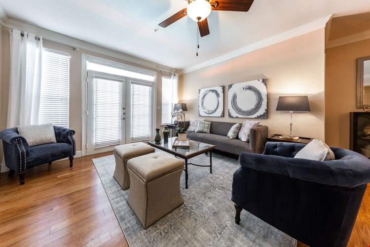 Marquis on Pin Oak Park Image 17