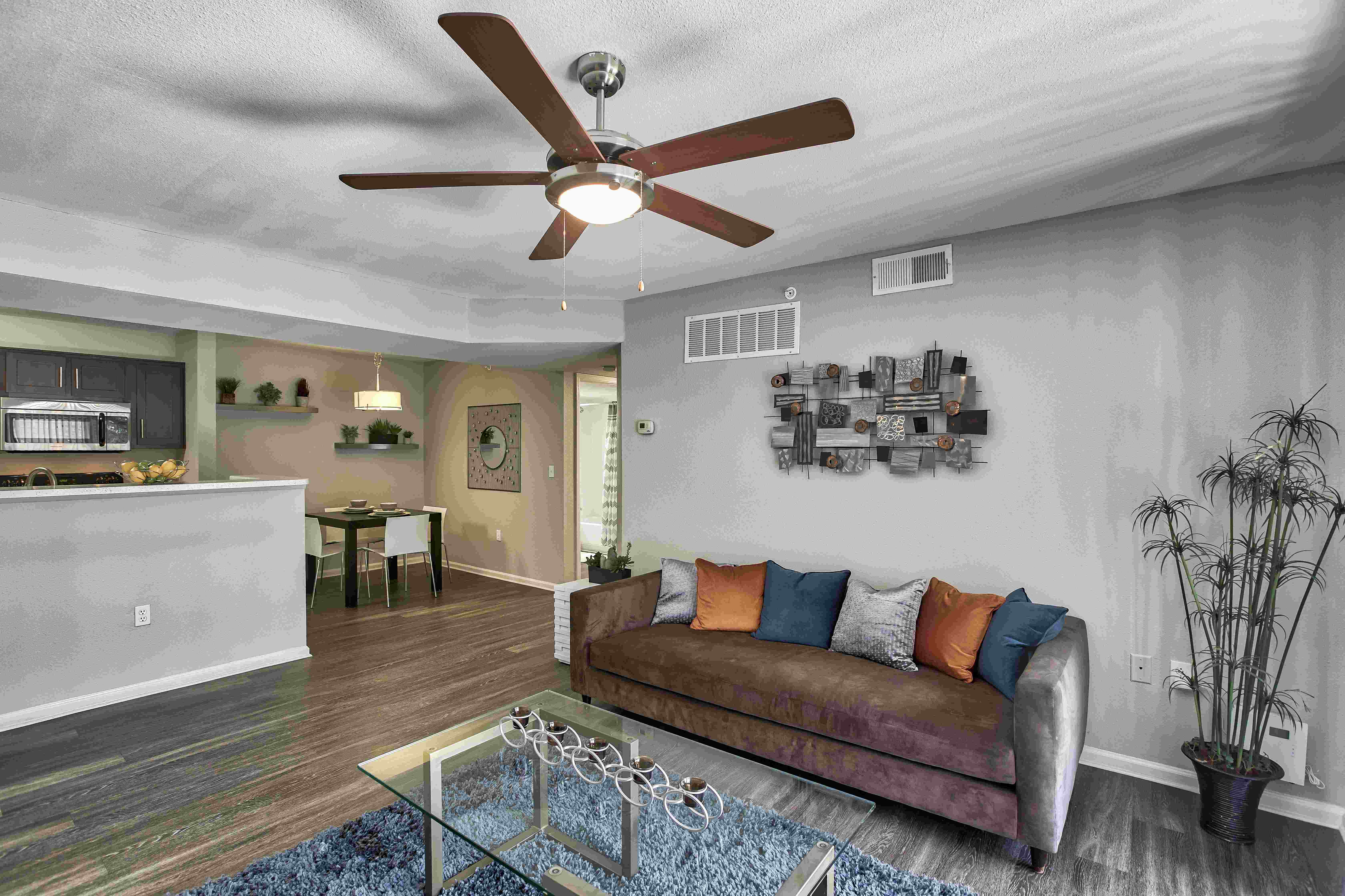 Willow Run Village Apartments Image 11