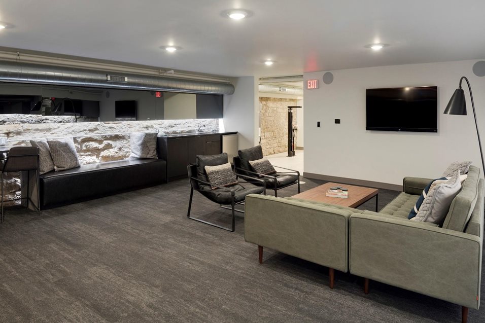 The M on Hennepin Image 8