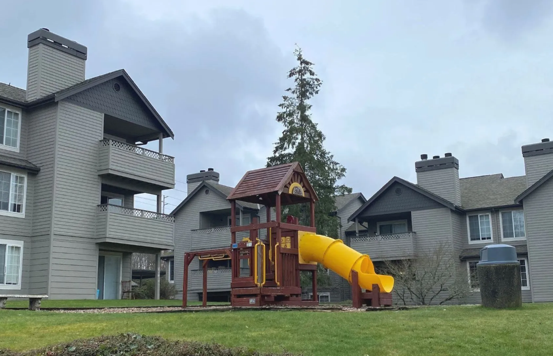 Breckenridge Heights Image 5