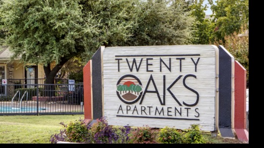 Twenty Oaks Apartments Image 2