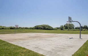 NAVSTA Newport Homes  Image 9