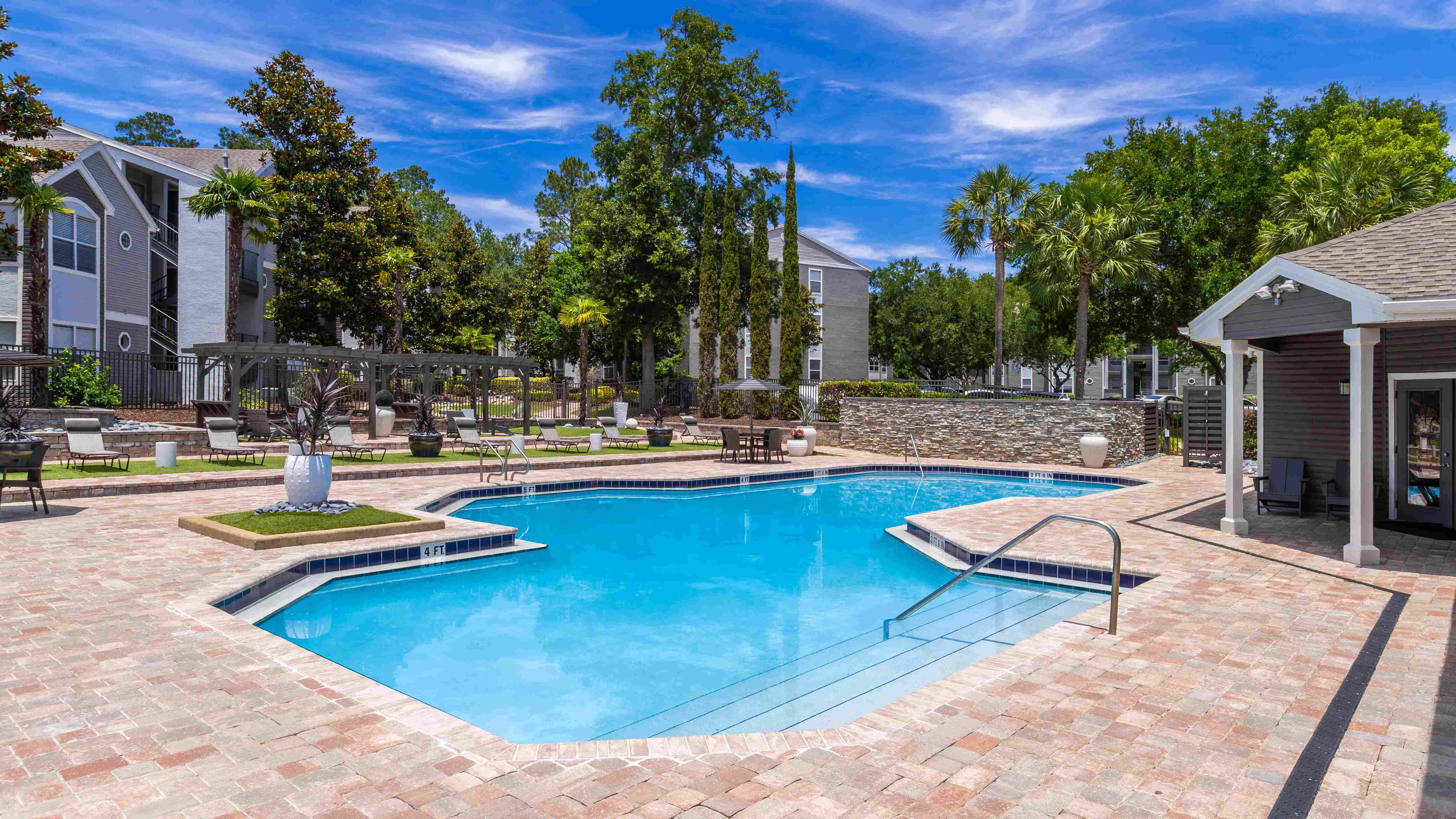 Whether you’re catching rays or enjoying poolside conversation, our expansive sundeck is the perfect place to unwind.