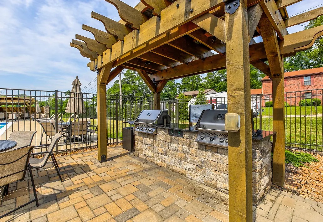 Four Seasons Image 2