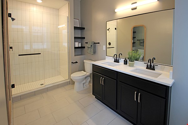 Model A2 - Bathroom | Residences at 55