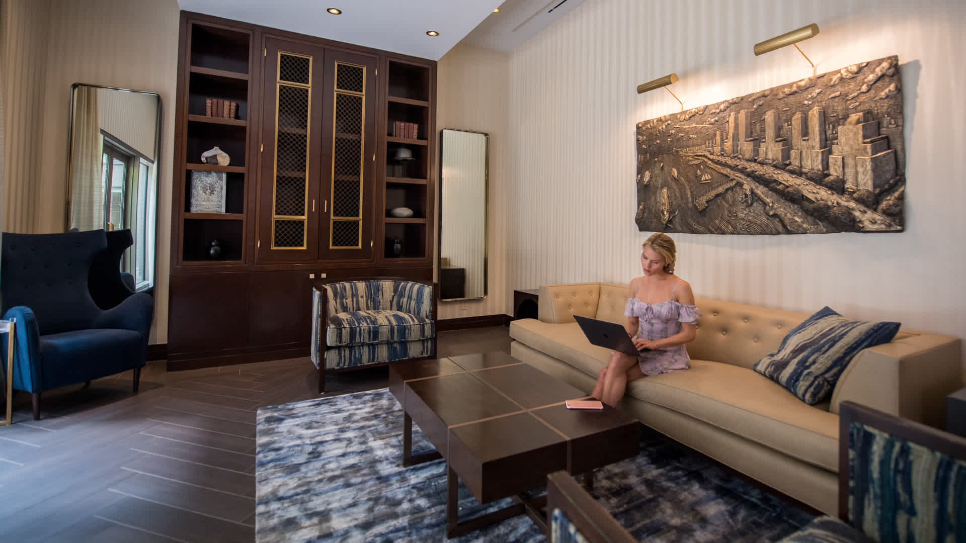 140 Riverside Boulevard Image 27