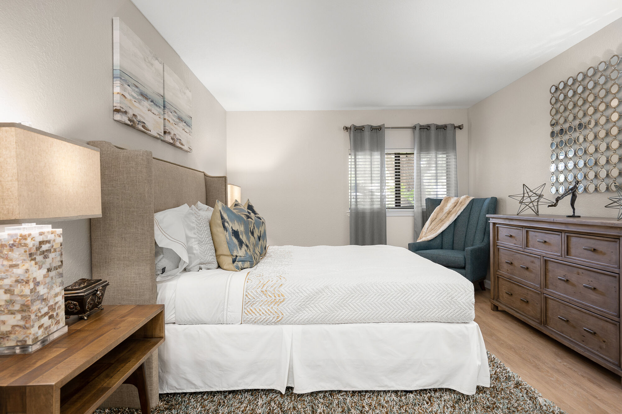 Emerald Palms Apartment Image 17