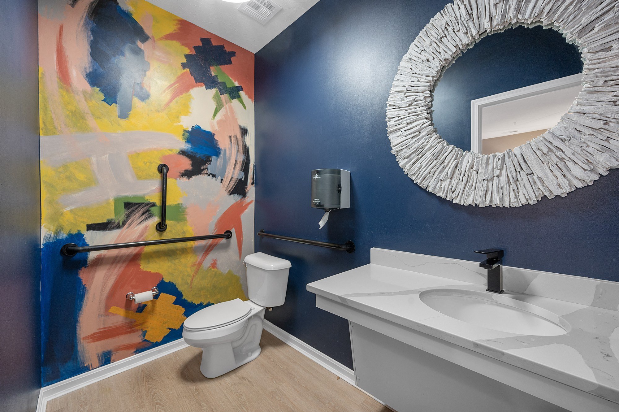 Monmouth Row Apartments Image 76