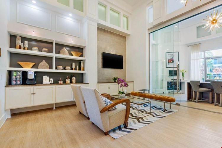 Regatta at Universal Image 15