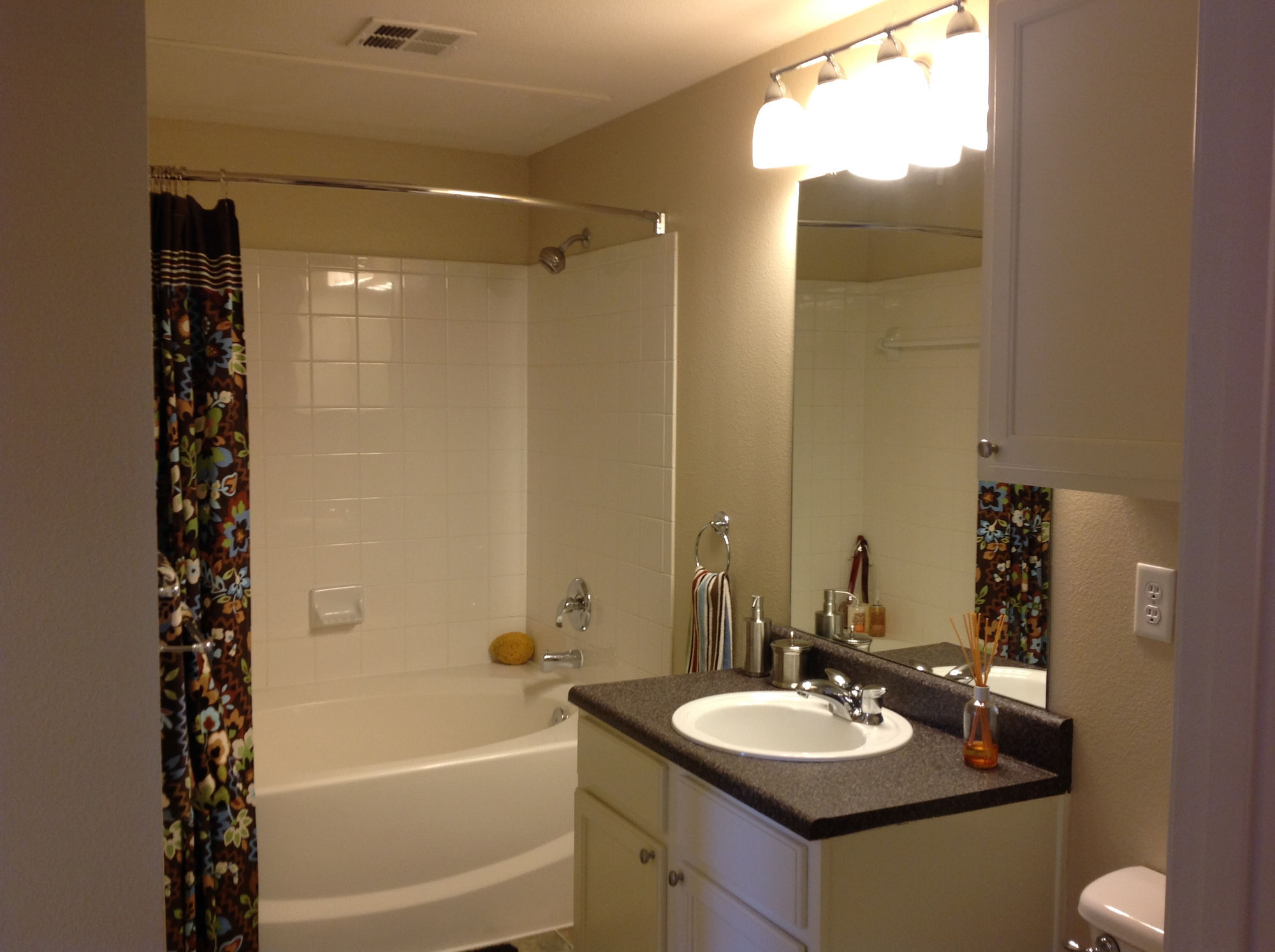 Manor Homes Of Fox Crest Image 18