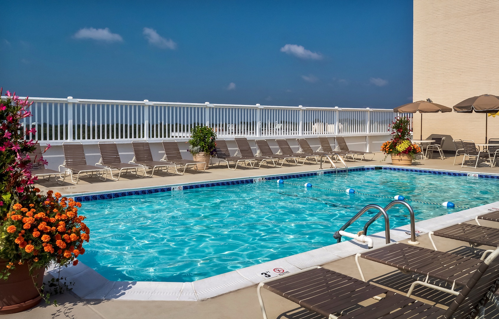 Triangle Towers Image 31