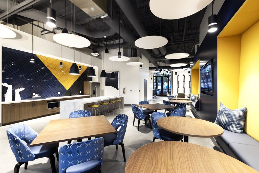 Camden Harbor View Image 41