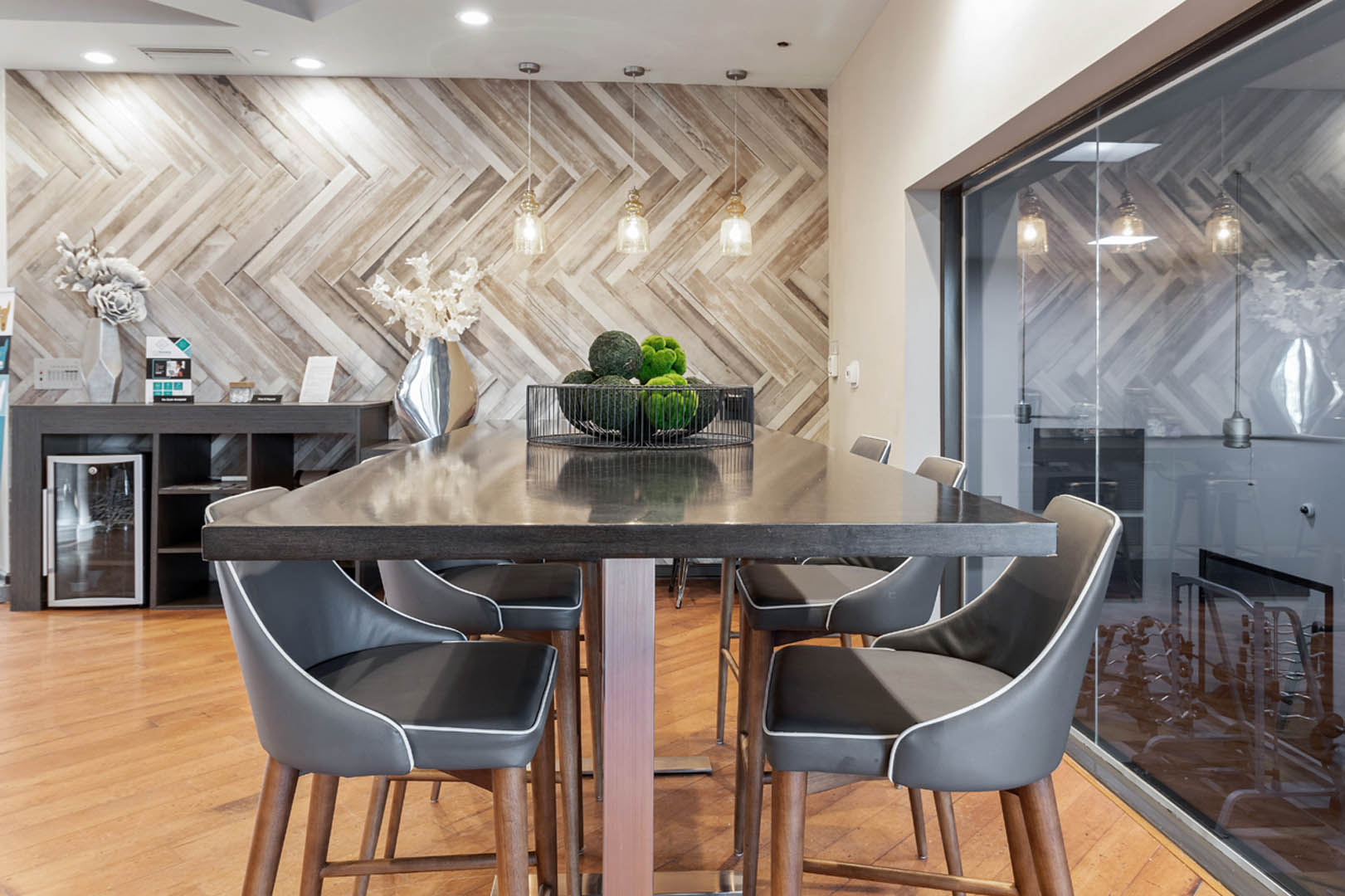 Saw Mill Village Apartments Image 24