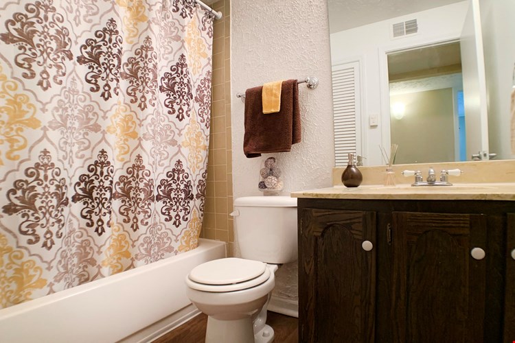 Knobs Pointe Apartments Image 39