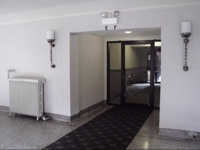 1440-1450 E 52nd Street Image 4