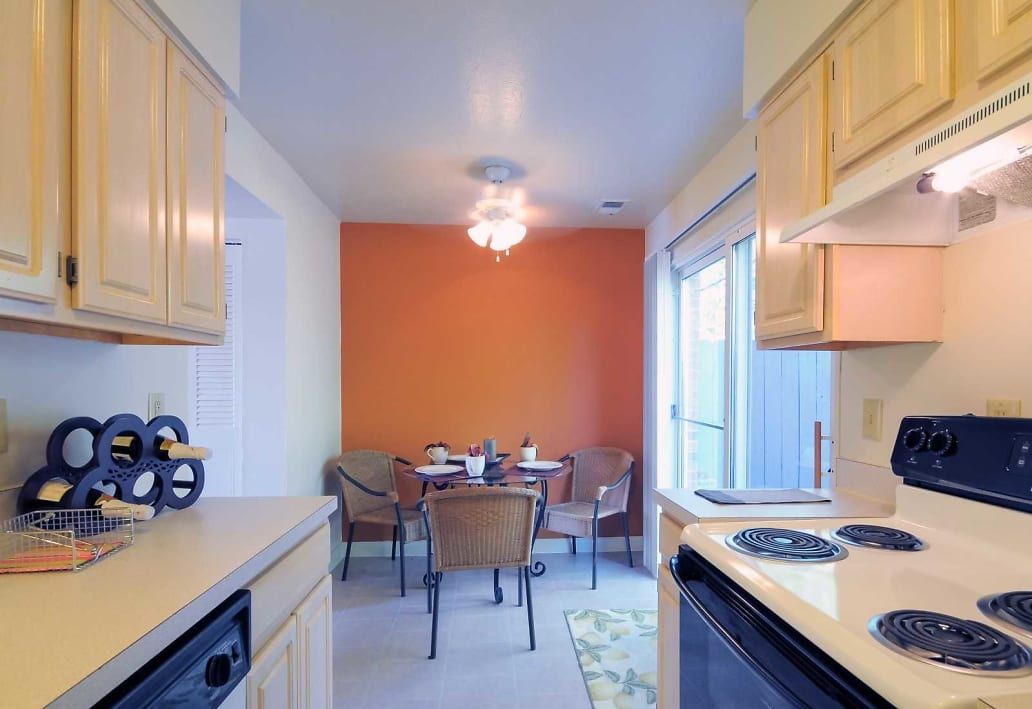 Normandy Green Apartments & Townhomes Image 12