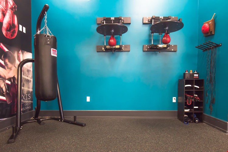 Axis Wellington Green Image 22